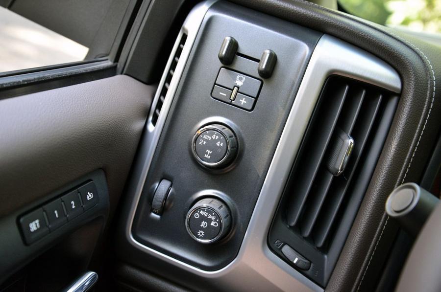  GMC Sierra SLT Crew Cab 2014 года  (фото 55 из 167)